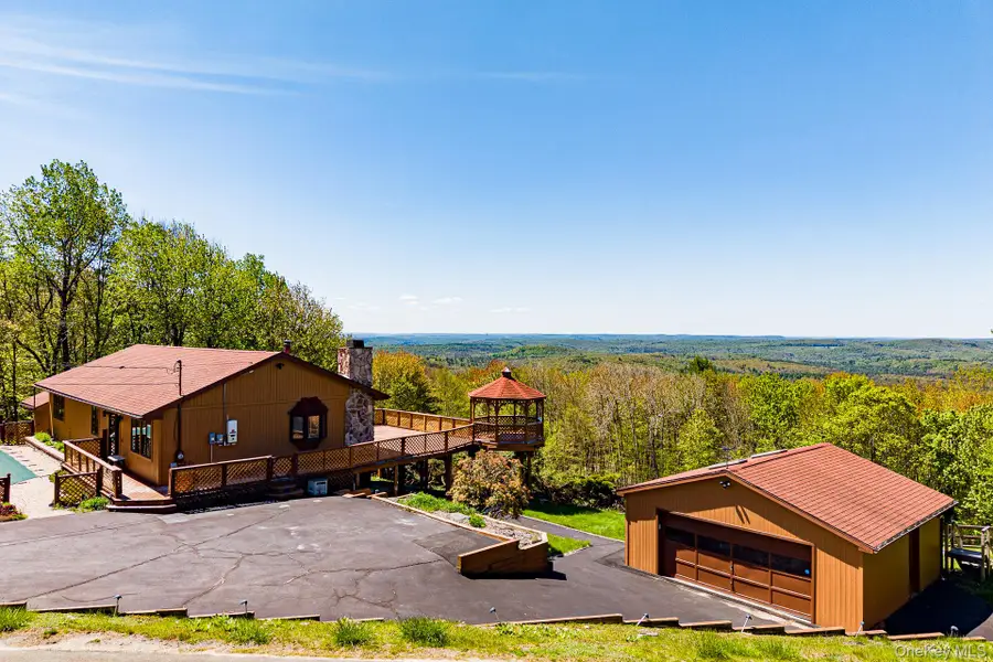 203 Skyline Drive, Woodbourne, NY 12788 - #2