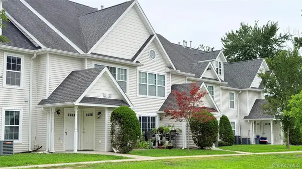 141 Ruth Court, Middletown, NY 10940