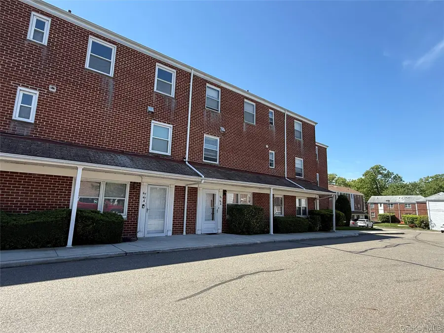 67-45A Cloverdale Lane #167, Bayside, NY 11364 - #2