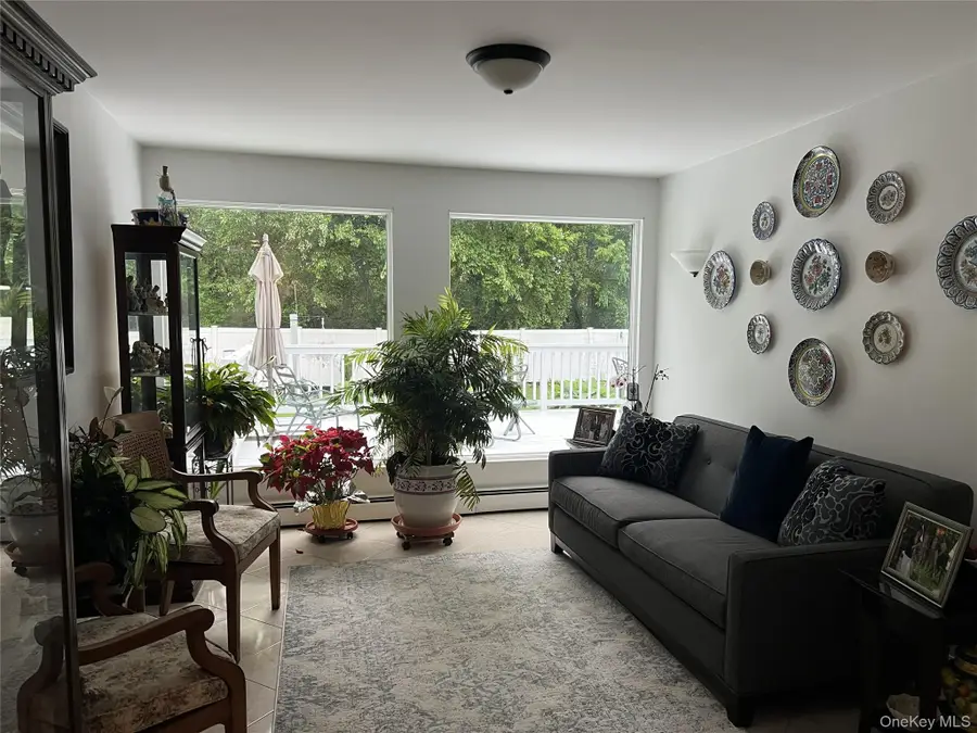 10 Bonaire Drive, Dix Hills, NY 11746 - #2