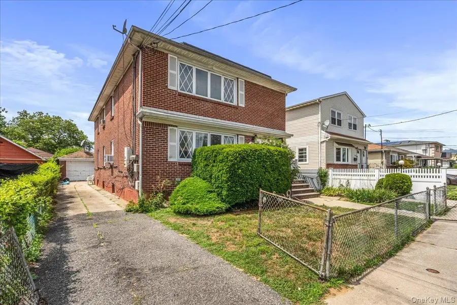 14426 229th Street, Springfield Gardens, NY 11413 - #2