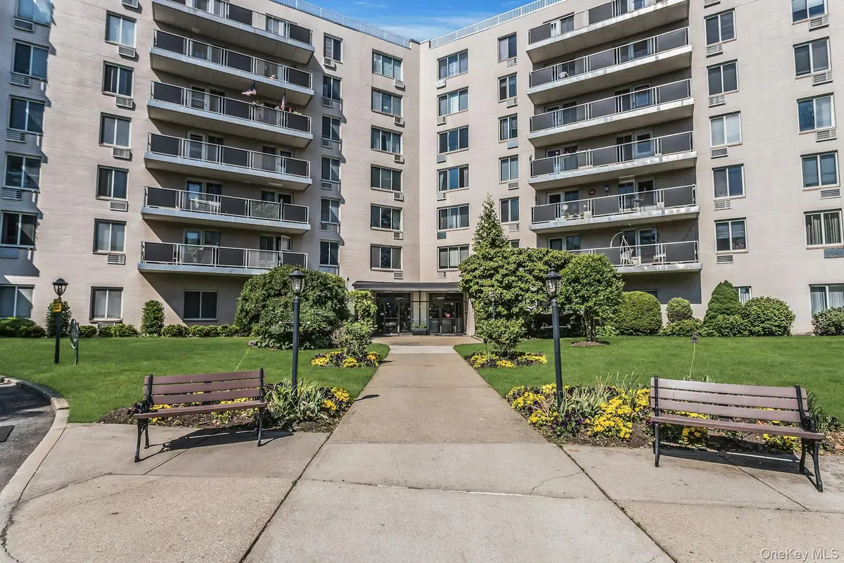 135 Post Avenue #5-L, Westbury, NY 11590 - #1