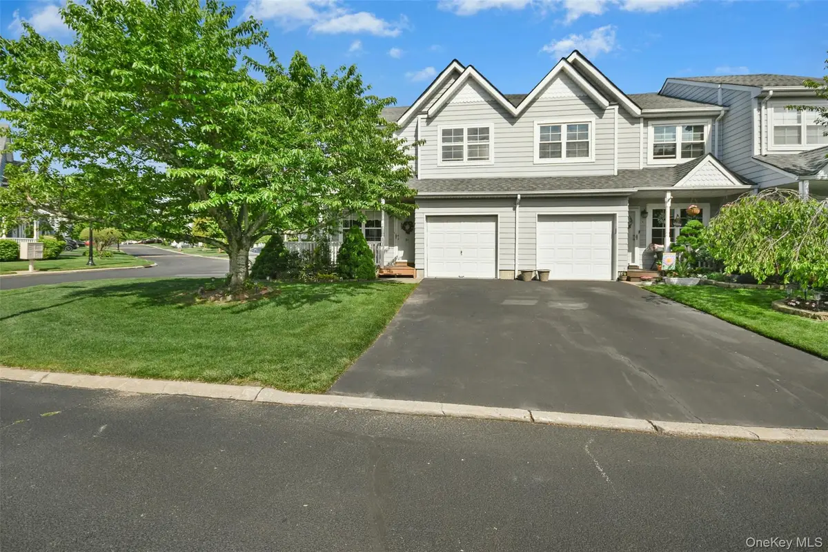 81 Sprucewood Boulevard, Central Islip, NY 11722 - #1