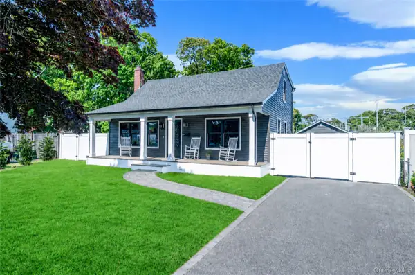 11 Lakewood Avenue, Lake Ronkonkoma, NY 11779