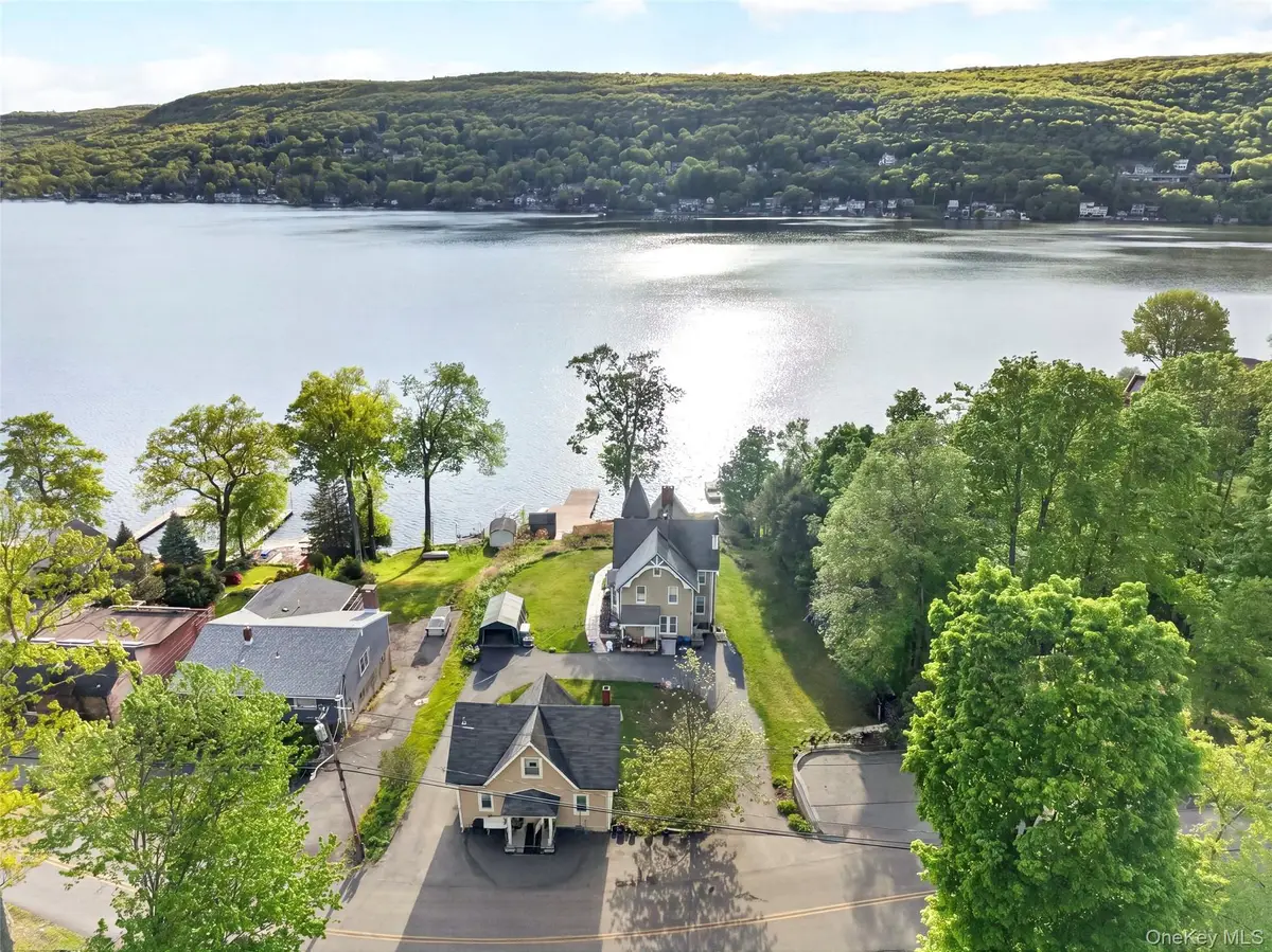 83 Edgemere Avenue, Greenwood Lake, NY 10925 - #1