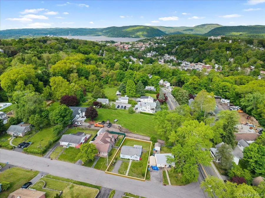 8 Cayuga Drive, Peekskill, NY 10566 - #2