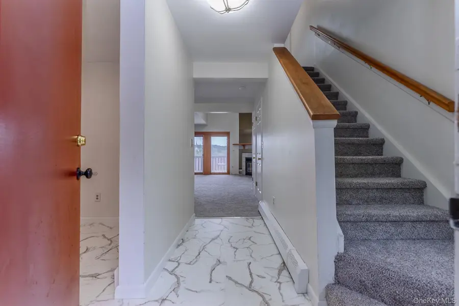 37 Rondout Harbor, Port Ewen, NY 12466 - #2