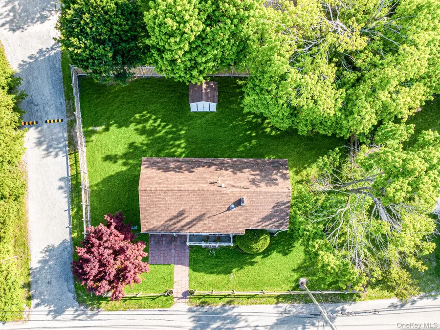 20 Elder Avenue, Hampton Bays, NY 11946 - #3