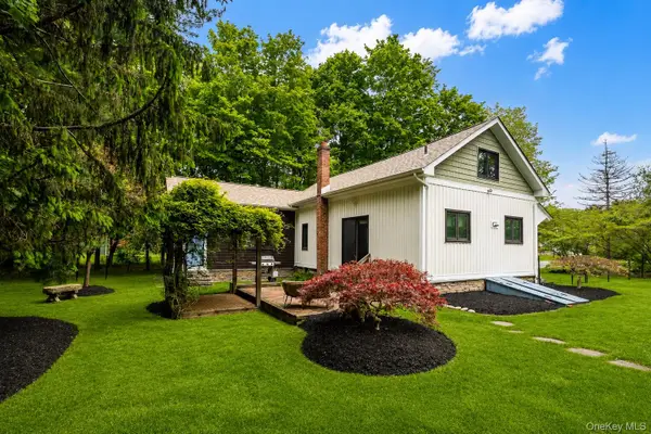 4 Clove Branch Road, Hopewell Junction, NY 12533
