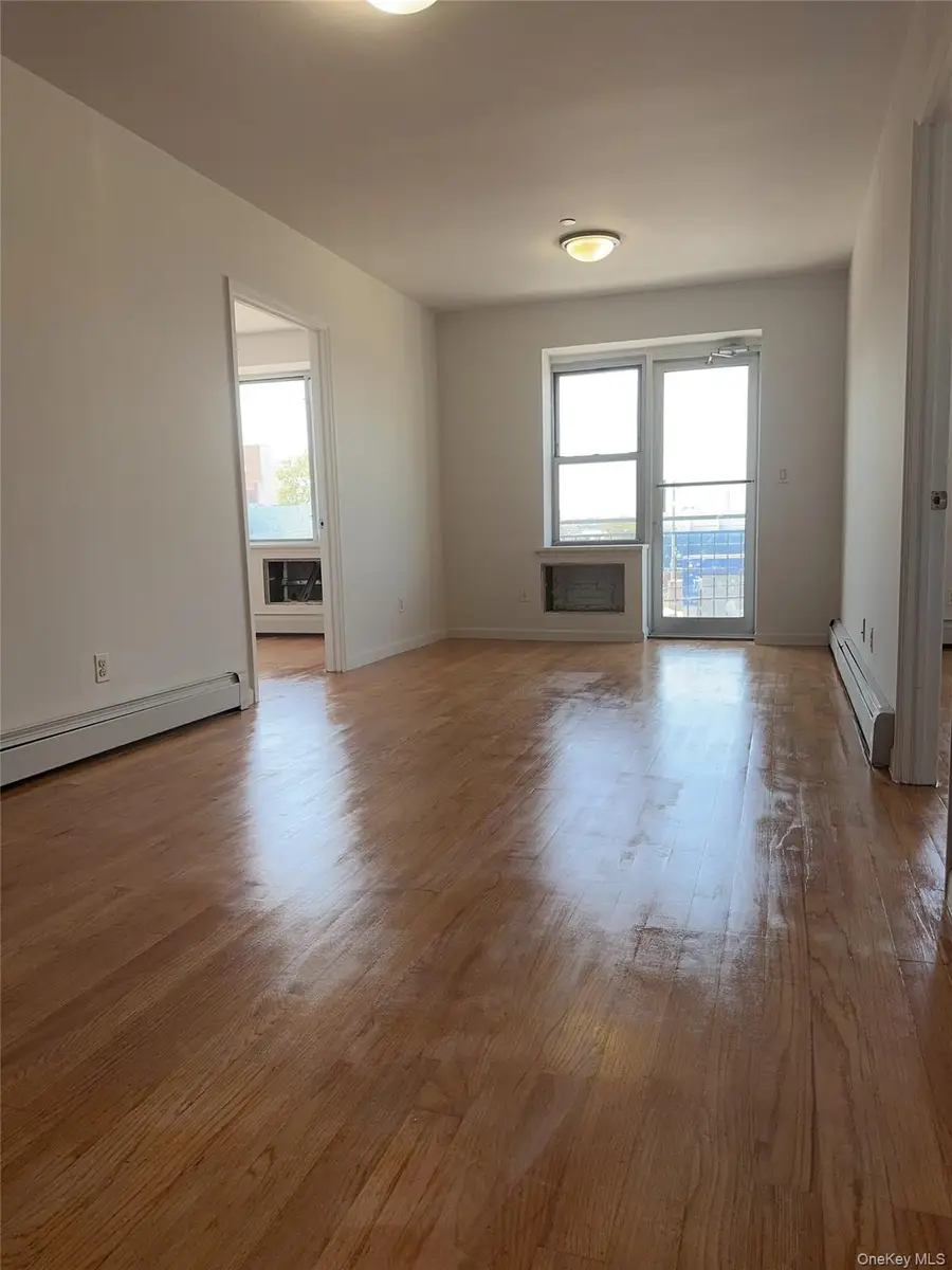 31-53 Linden Place #3A, Flushing, NY 11354 - #2