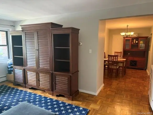 175 Archer Street #2E, Freeport, NY 11520 - #3