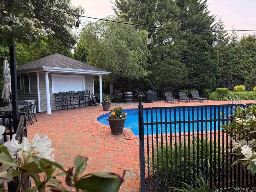 19 Sweetgum Lane, Miller Place, NY 11764 - #3