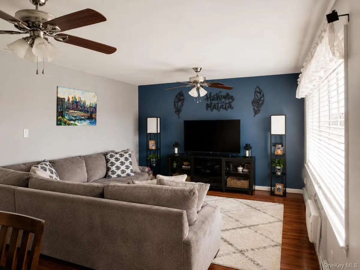 174 Farber #174, West Babylon, NY 11704 - #1