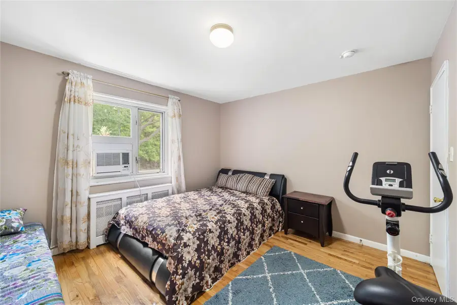 225-08 Stronghurst Avenue #Upper, Queens Village, NY 11427 - #3
