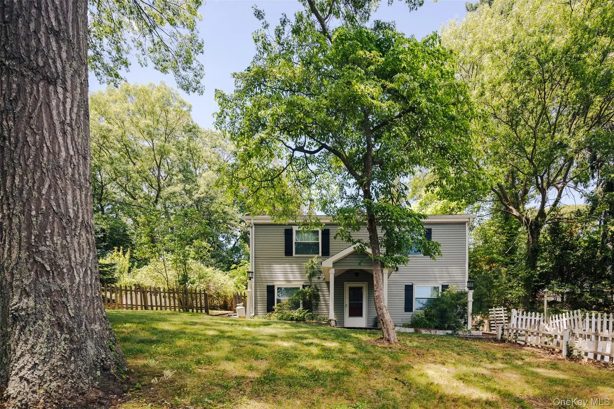33 Port Washington Road, Sound Beach, NY 11789 - #1