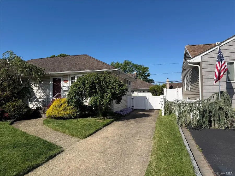 1108 Mcdonald Avenue, Wantagh, NY 11793 - #3