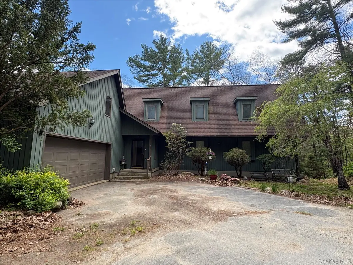 22 Boulder Way, Cuddebackville, NY 12729 - #1