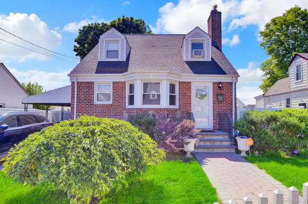 12 Dale Avenue #100, Hempstead, NY 11550