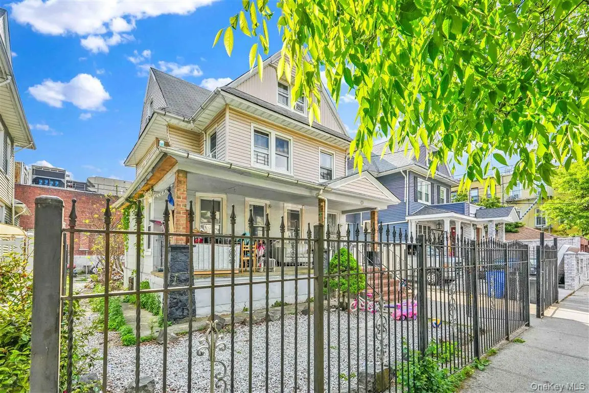 86-16 120th Street, Richmond Hill, NY 11418 - #1