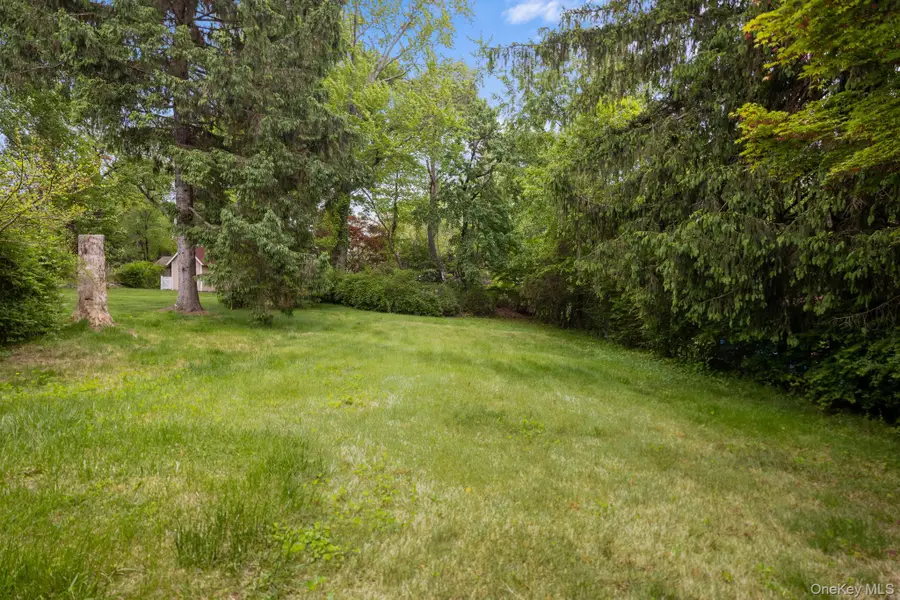 19 Lakeland Avenue, Mohegan Lake, NY 10547 - #2
