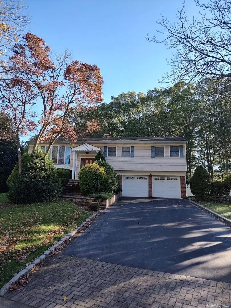 160 Atlantic Place, Hauppauge, NY 11788 - #1