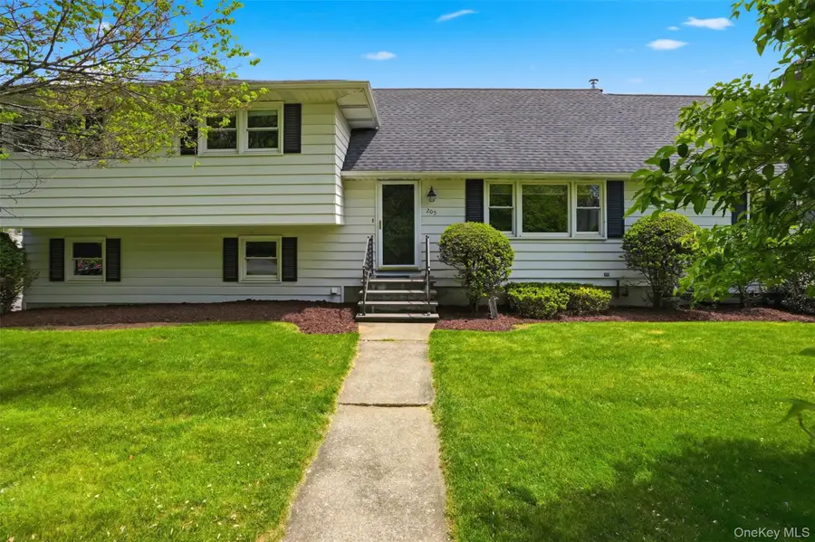 205 East Drive, Hurley, NY 12443 - #2