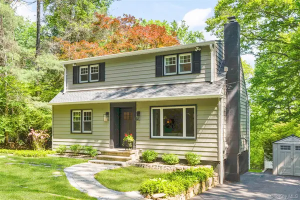 49 Entrance Way, Purdys, NY 10578