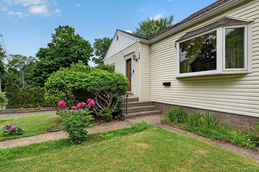 36 Heatherdell Road, Ardsley, NY 10502 - #2