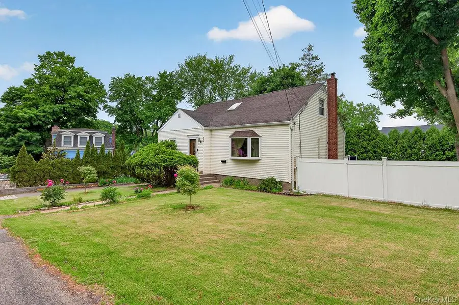 36 Heatherdell Road, Ardsley, NY 10502 - #3