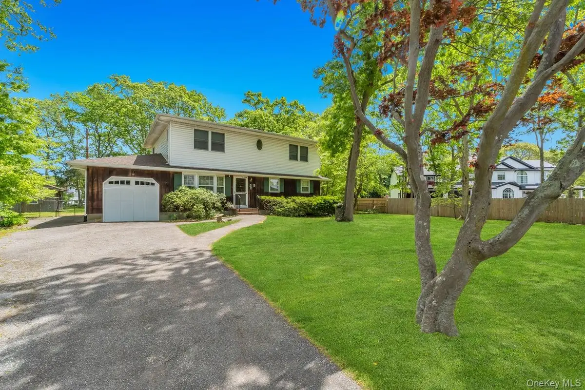 5 Peekskill Avenue, Patchogue, NY 11772 - #1
