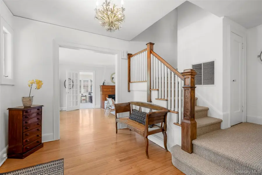 12 Cambridge Court, Larchmont, NY 10538 - #2