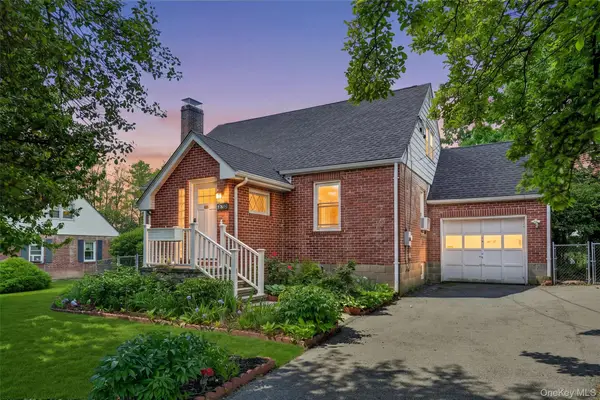 239 Leslie Avenue, New Windsor, NY 12553