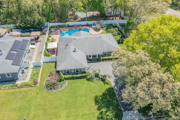 17 Priscilla Avenue, Holtsville, NY 11742