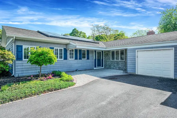 17 N Durkee Lane, East Patchogue, NY 11772