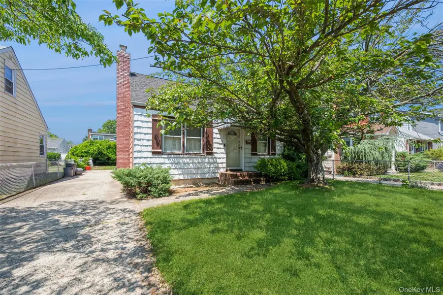 288 Semton Boulevard, Franklin Square, NY 11010 - #2