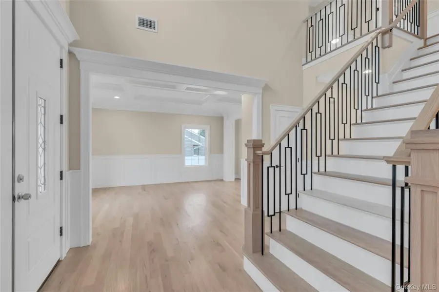 76 Wyoming Court, Syosset, NY 11791 - #3