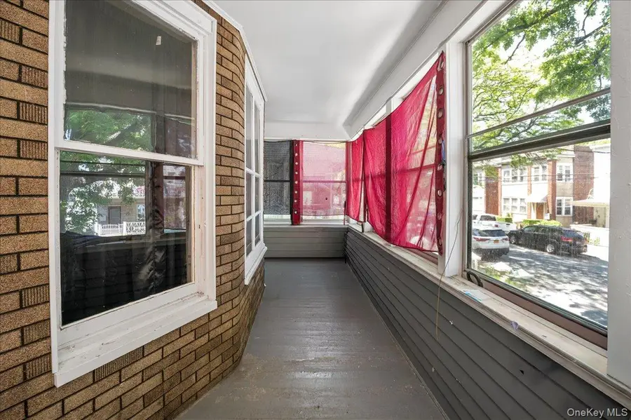 4384 Carpenter Avenue, Bronx, NY 10466 - #3