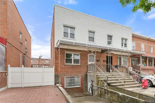 15320 58th Avenue, Flushing, NY 11355