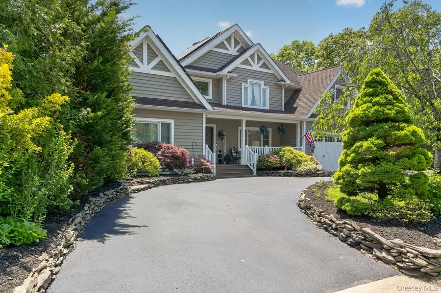 322 Rose Lane, Smithtown, NY 11787 - #2