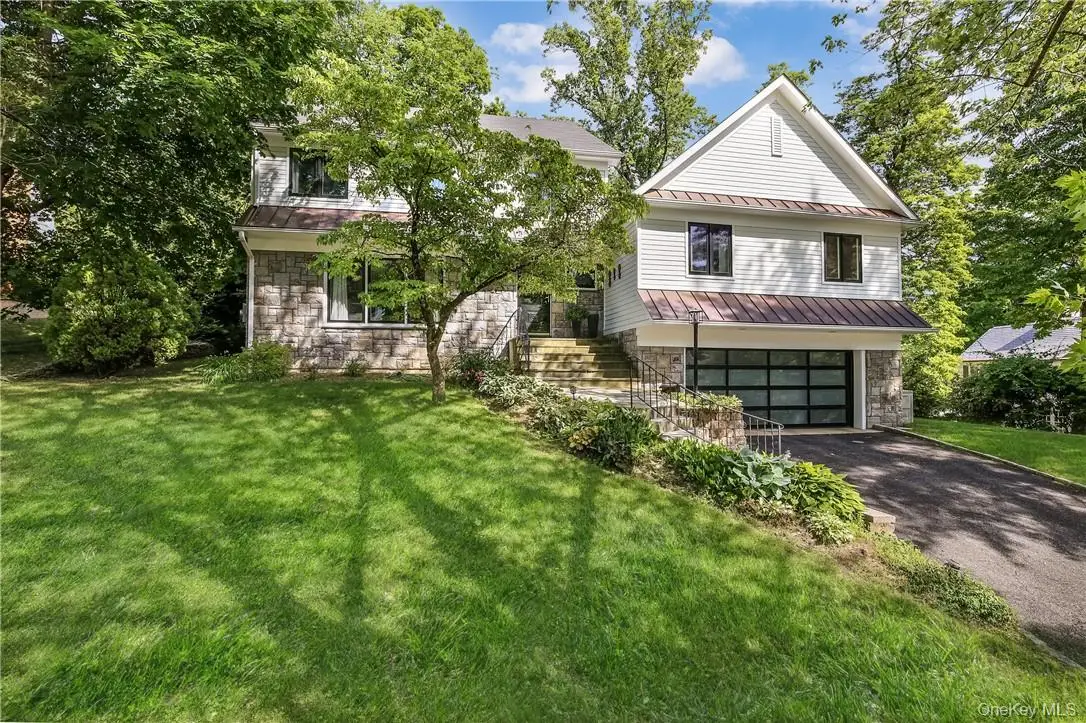 4 Parkfield Road, Scarsdale, NY 10583 - #1