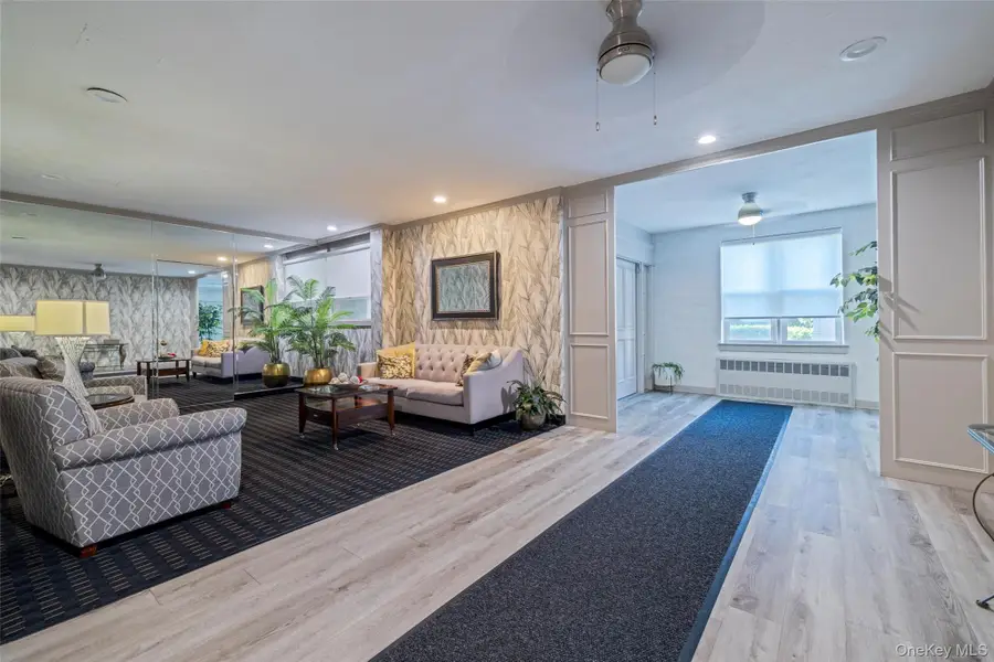 55 Lenox Road #1 F, Rockville Centre, NY 11570 - #3