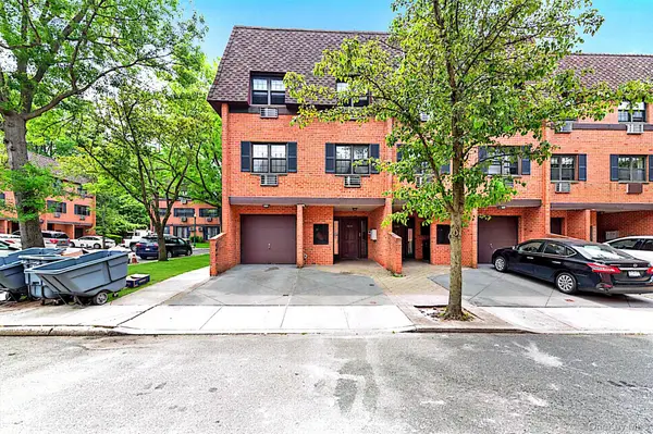 220-50 64th Avenue #1Fl, Bayside, NY 11364