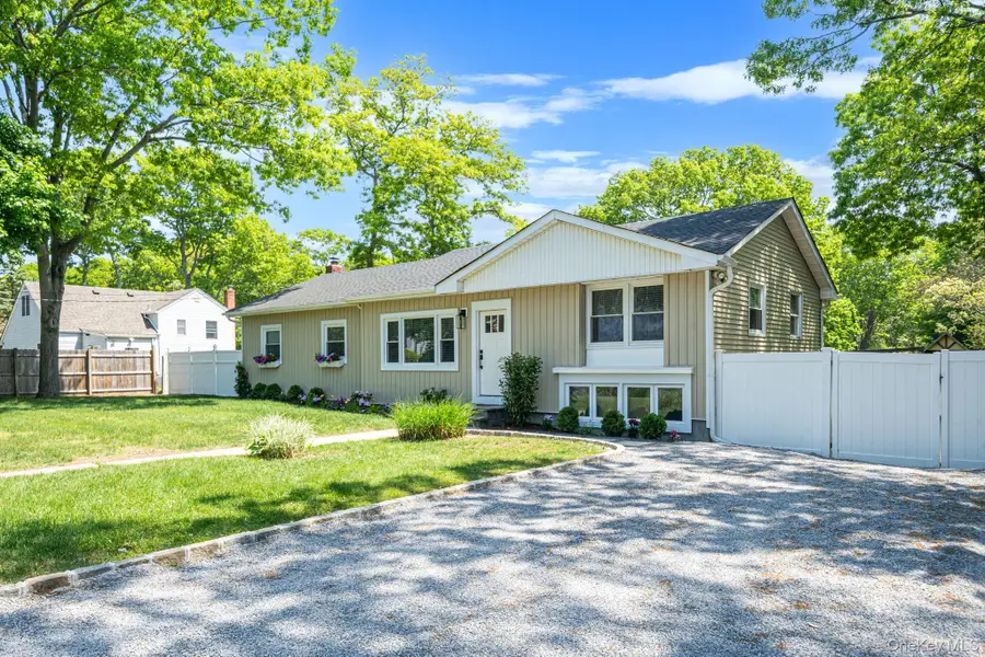 231 Maple Street, Medford, NY 11763 - #2