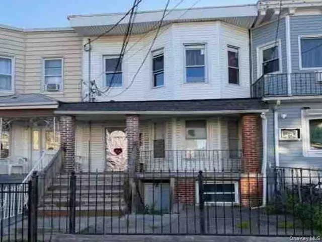 10321 113th Street, South Richmond Hill, NY 11419 - #1