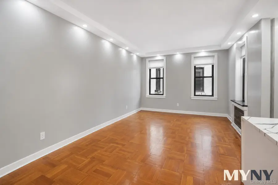 7119 Shore Road #2C, Brooklyn, NY 11209 - #2
