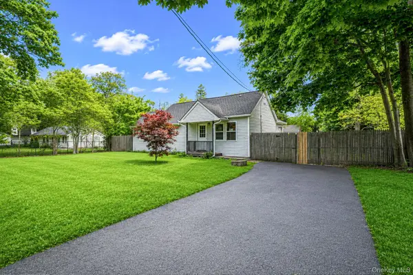 113 Huguenot Drive, Mastic Beach, NY 11951