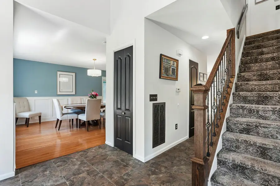 31 Ridge Road, Cortlandt Manor, NY 10567 - #3