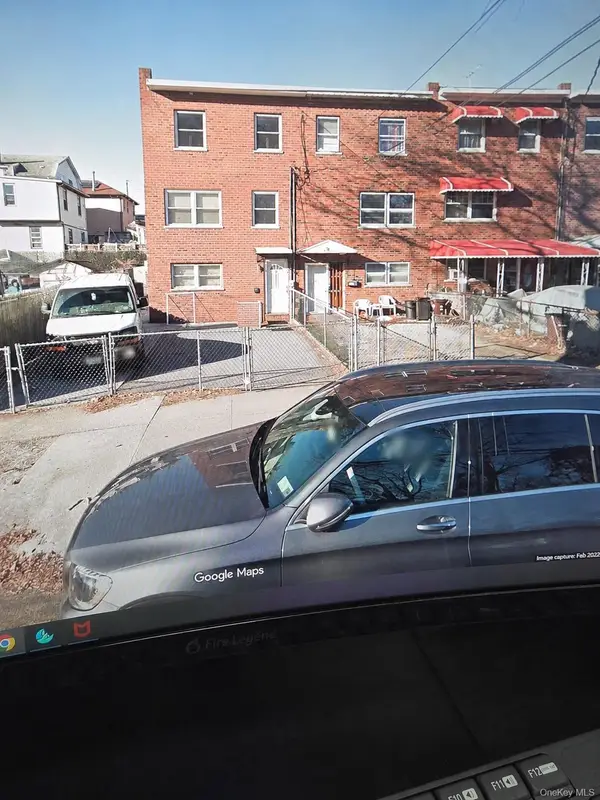 3111 Gunther Avenue, Bronx, NY 10469