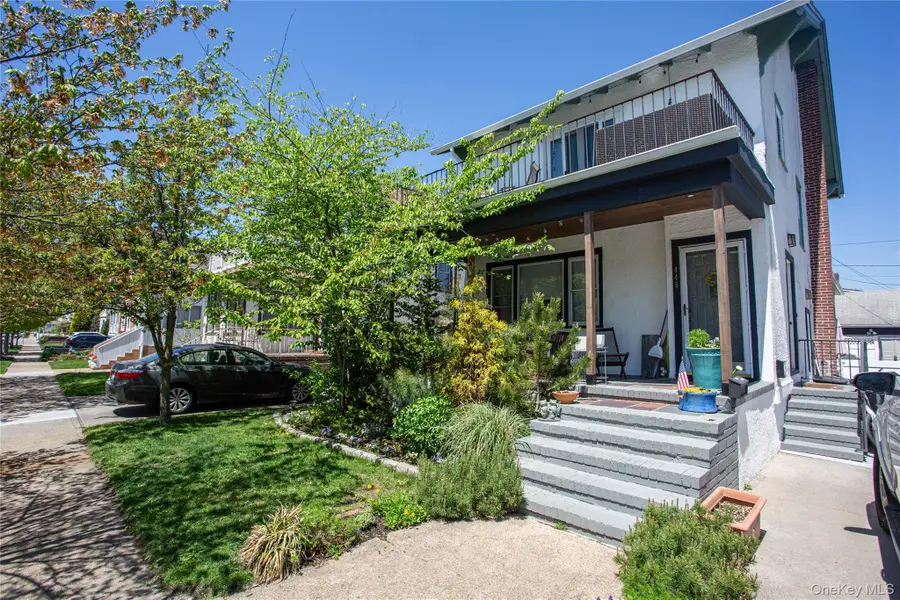445 W Walnut Street, Long Beach, NY 11561 - #2