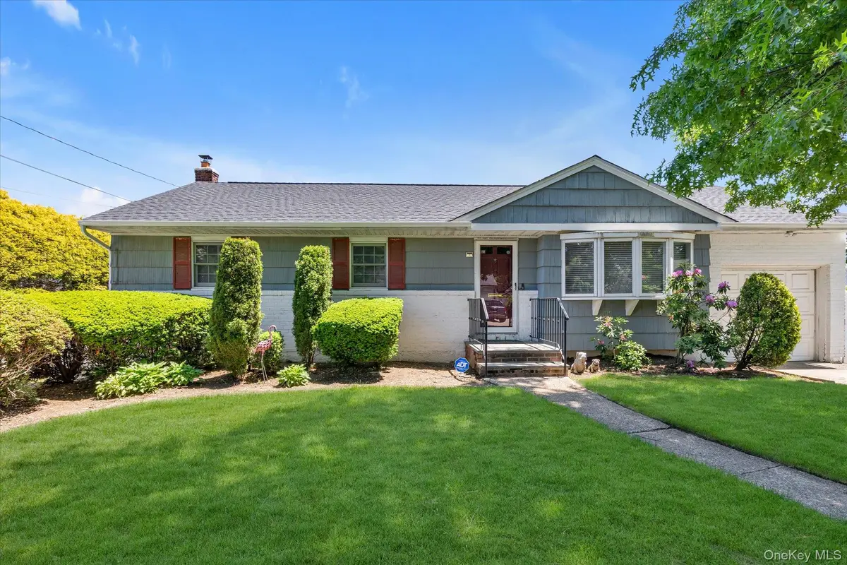 668 Mead Terrace, South Hempstead, NY 11550 - #1